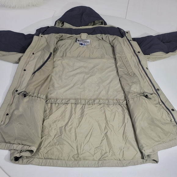 Columbia men 2 in 1 jacket sz. Large - Picture 9 of 16